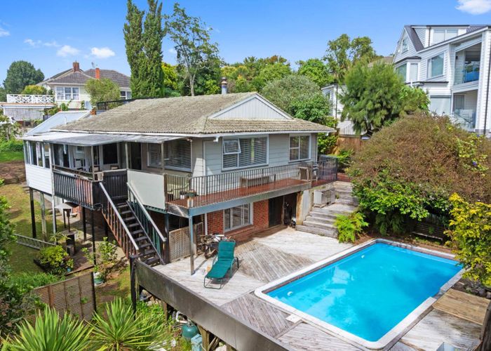  at 35A Glenfern Road, Mellons Bay, Manukau City, Auckland