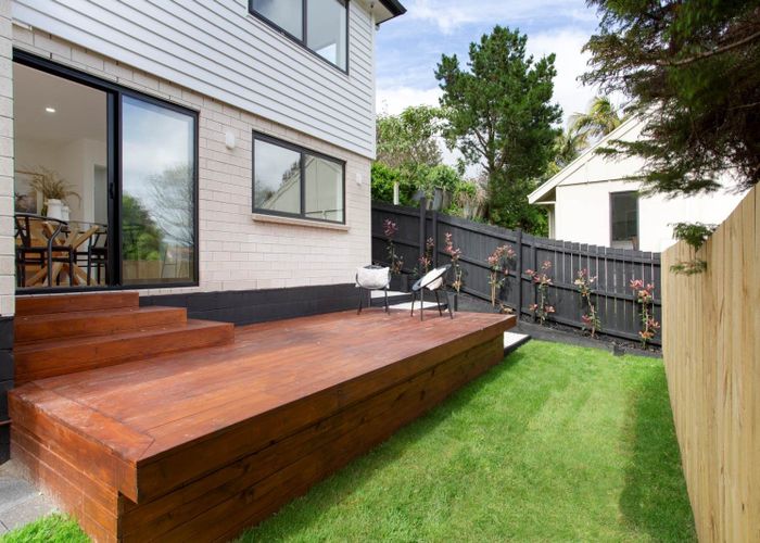  at 7B Craigbank Avenue, New Lynn, Waitakere City, Auckland
