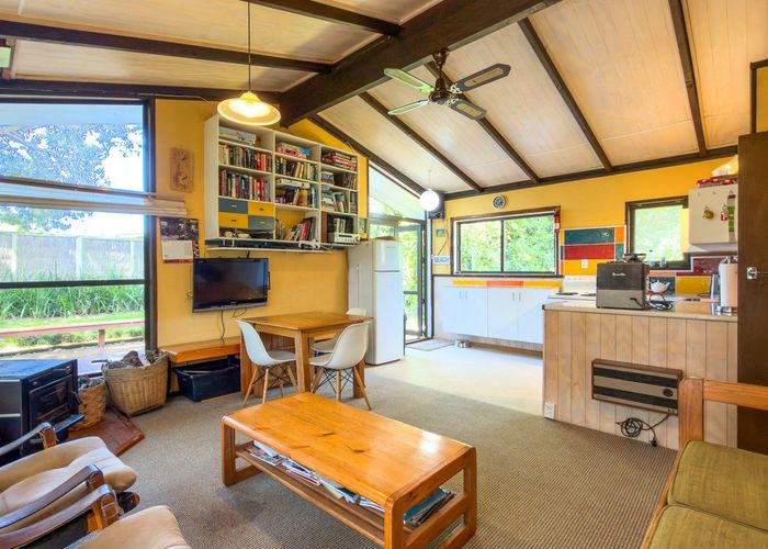  at 86 Kon Tiki Road, Whiritoa, Hauraki, Waikato