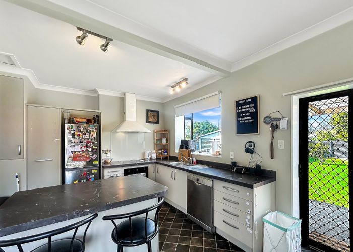  at 110 Savage Crescent, West End, Palmerston North, Manawatu / Whanganui