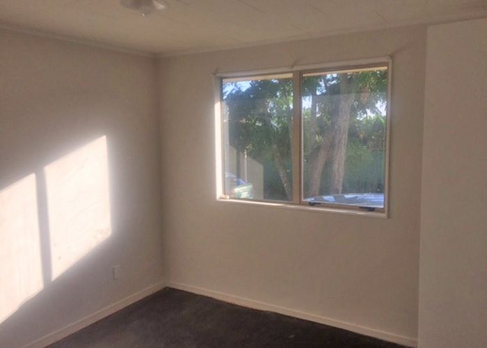  at 16 Steven Street, Māngere East, Auckland