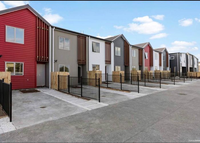  at 148 Battalion Drive, Papakura, Papakura