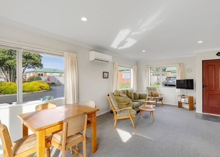  at 19 Pohutukawa Grove, Titahi Bay, Porirua