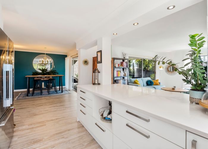  at 4/23 Lucerne Road, Remuera, Auckland