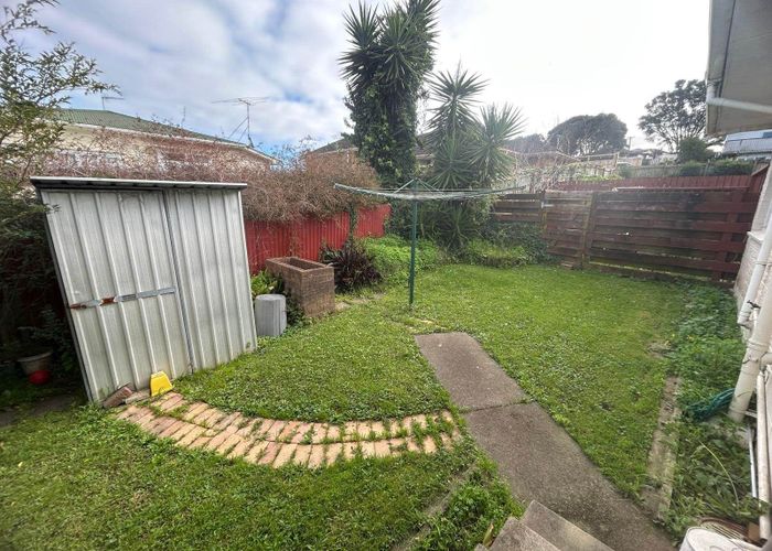  at 2/15 Hillside Road, Papatoetoe, Manukau City, Auckland