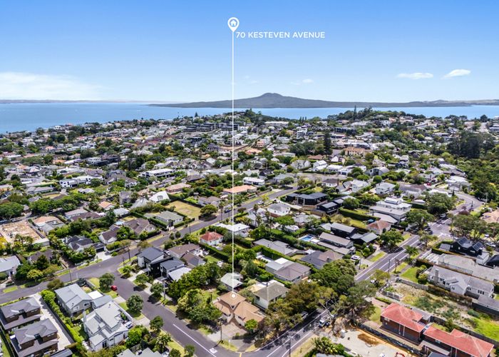 at 70 Kesteven Avenue, Glendowie, Auckland