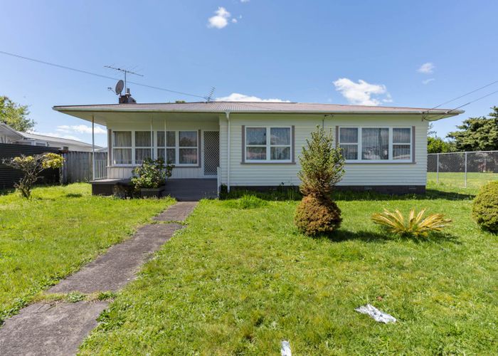  at 9 Wilson Place, Papakura, Papakura