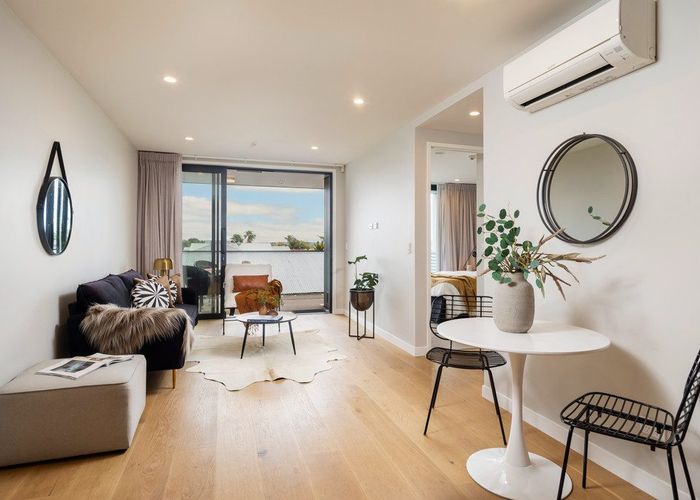  at 104/9 Walmer Road, Point Chevalier, Auckland City, Auckland