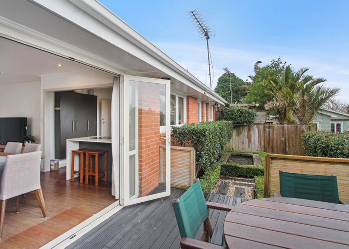  at 5/9 Tawa Road, Onehunga, Auckland