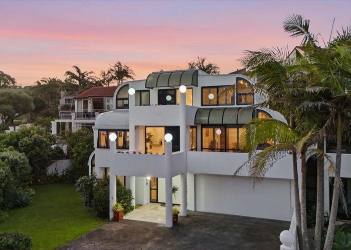  at 1/1 Valley Road, Browns Bay, North Shore City, Auckland