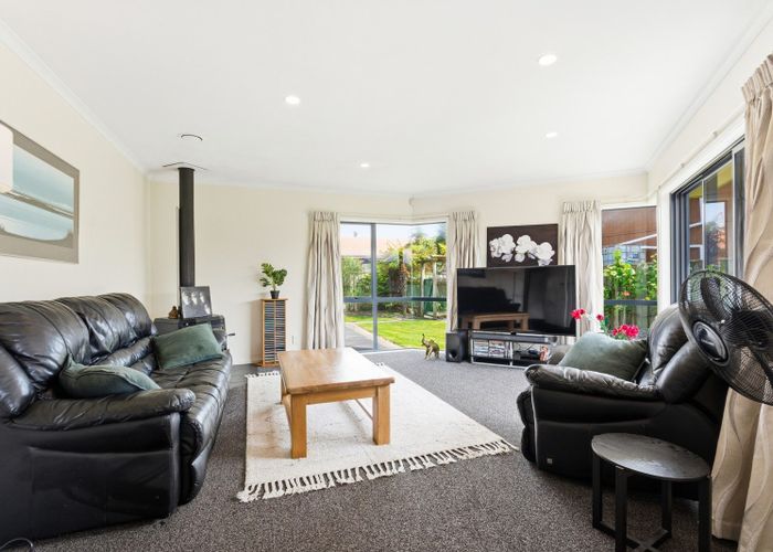  at 1 Forbes Road, Foxton Beach, Horowhenua, Manawatu / Whanganui