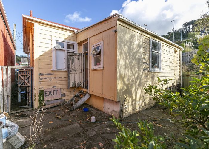  at 50 Hall Street, Newtown, Wellington