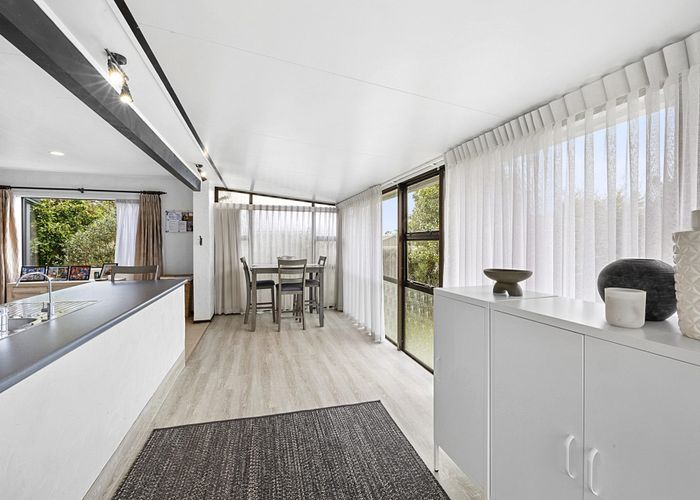  at 14 Winstone Place, Highlands Park, New Plymouth, Taranaki