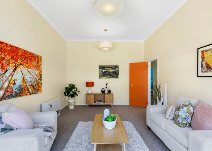  at 146 Clyde Street, Island Bay, Wellington