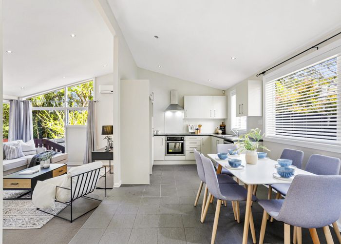  at 380 Huia Road, Titirangi, Waitakere City, Auckland
