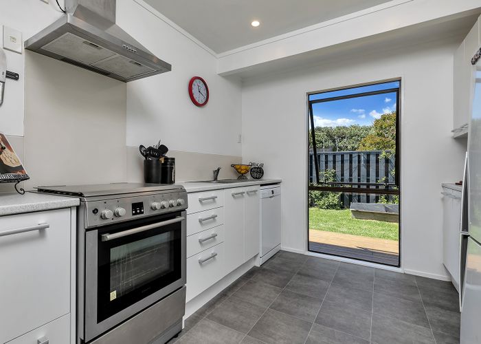  at 1/42 Kia Ora Road, Beach Haven, Auckland