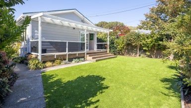  at 19A Mantell Street, Seatoun, Wellington