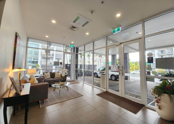  at 9/12 Wadier Place, Henderson, Waitakere City, Auckland