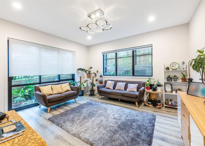  at 216C Metcalfe Road, Ranui, Auckland