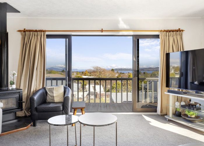  at 2/25 Golders Place, Richmond Heights, Taupo, Waikato