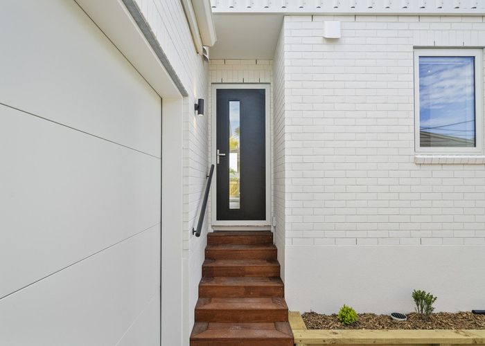  at 3/16 Bass Street, Woolston, Christchurch City, Canterbury