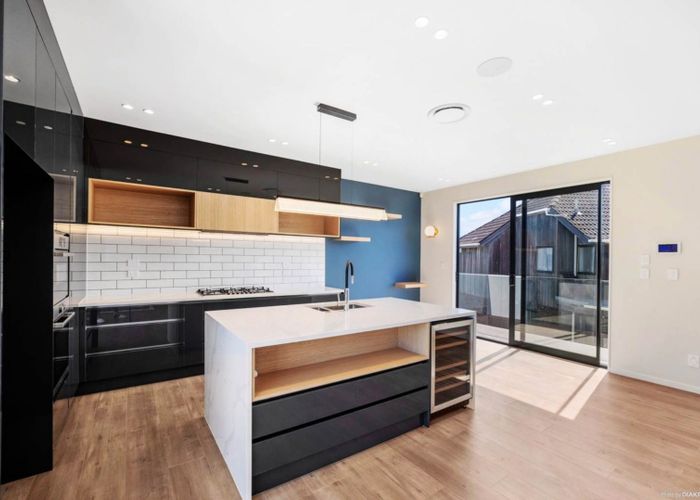  at 4B The Parade, Bucklands Beach, Manukau City, Auckland