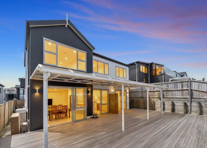  at 4  Hautoa Lane, Flat Bush, Manukau City, Auckland