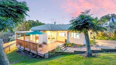  at 24C Elliston Crescent, Stanmore Bay, Whangaparaoa