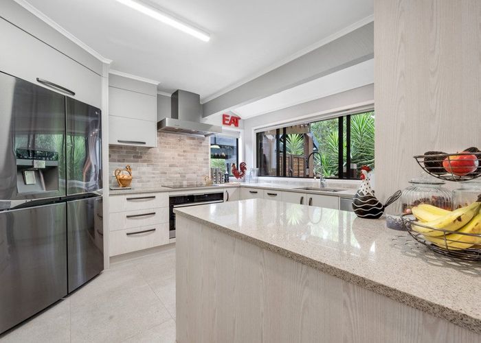  at 80A Beach Road, Mellons Bay, Manukau City, Auckland