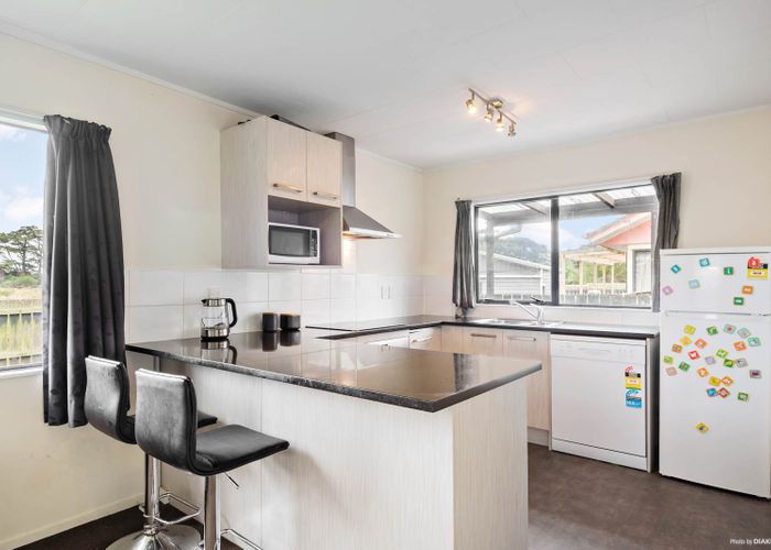  at 2/39 Kopara Place, Clendon Park, Auckland
