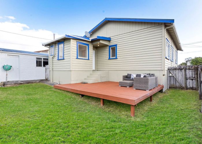  at 22 Taylor Street, Blockhouse Bay, Auckland City, Auckland