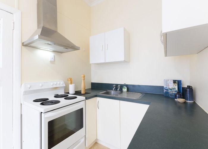  at 36 Lyndhurst Street, Takaro, Palmerston North, Manawatu / Whanganui