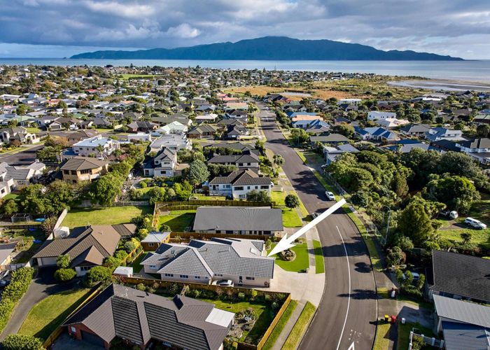  at 342 Manly Street, Paraparaumu Beach, Paraparaumu