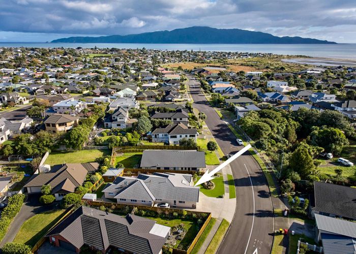  at 342 Manly Street, Paraparaumu Beach, Kapiti Coast, Wellington