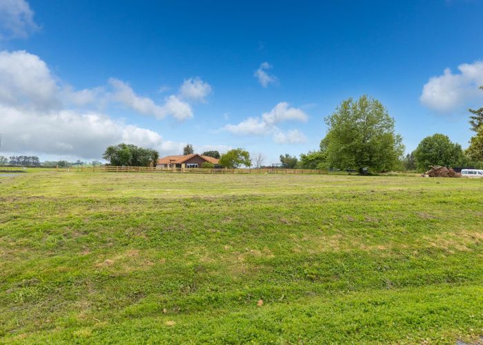  at 800 Collinson Street, Pirongia