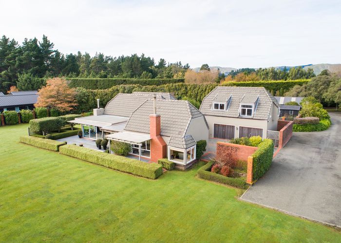  at 38 Titirangi Drive, Fitzherbert, Palmerston North