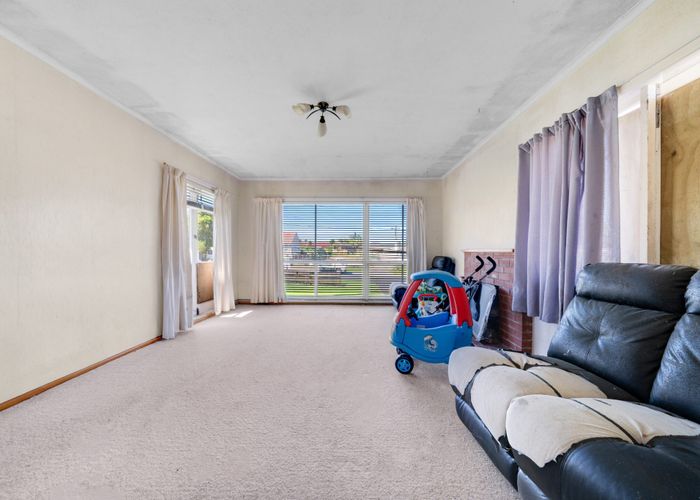  at 9 Richard Road, Mangere, Manukau City, Auckland