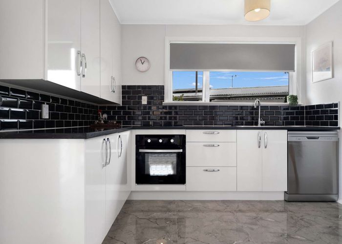  at 20 Keats Crescent, Enderley, Hamilton