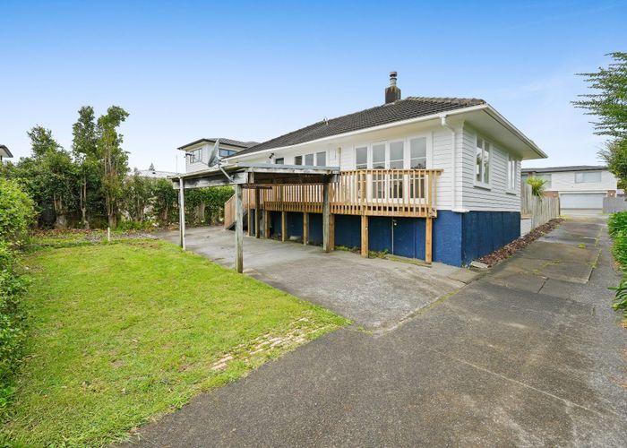  at 77 Farquhar Road, Glendene, Waitakere City, Auckland