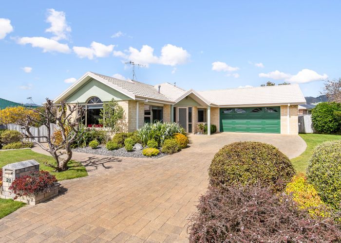 Free property data for 29 Realm Drive, Paraparaumu homes.co.nz