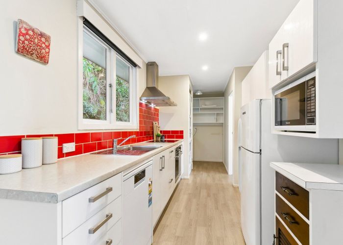  at 23 Governor Road, Northland, Wellington, Wellington