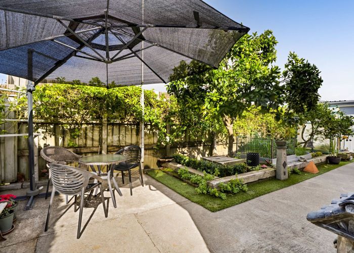  at 35a Tukapa Street, Westown, New Plymouth, Taranaki