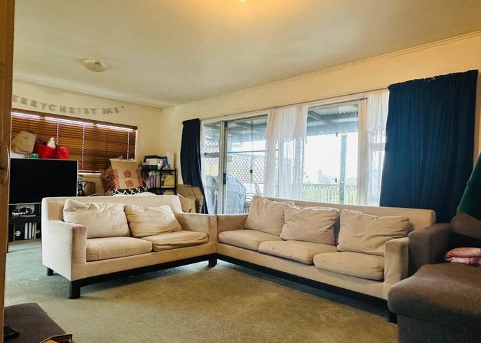  at 196  Methuen Road, New Windsor, Auckland City, Auckland