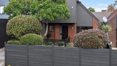 at 3 Balmer Lane, Mount Eden, Auckland