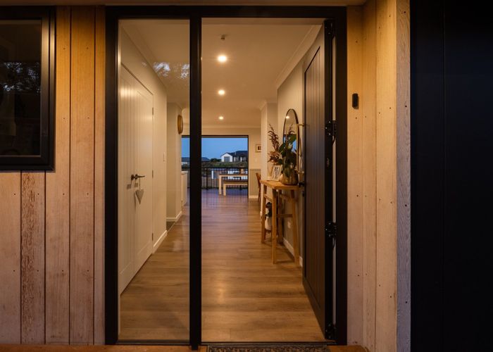  at 6 Lake View Place, Blenheim