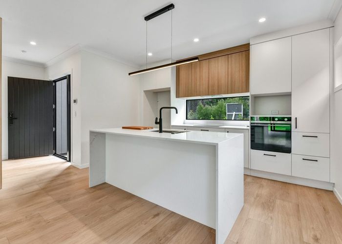  at 32 Ara Hills Drive, Orewa, Rodney, Auckland