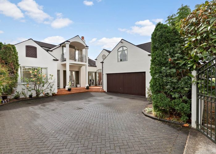  at 90 Ngataringa Road, Devonport, Auckland