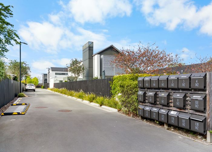  at 1/142 Leinster Road, Merivale, Christchurch City, Canterbury