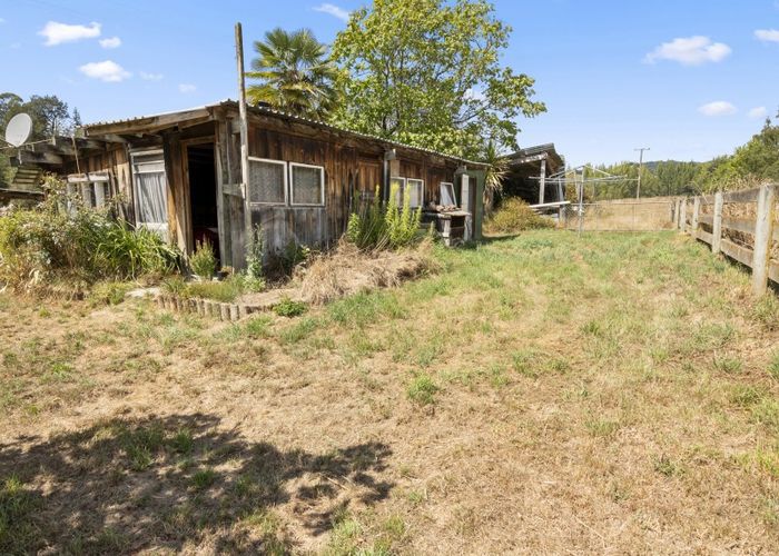  at 102 Sunday Creek Road, Thorpe