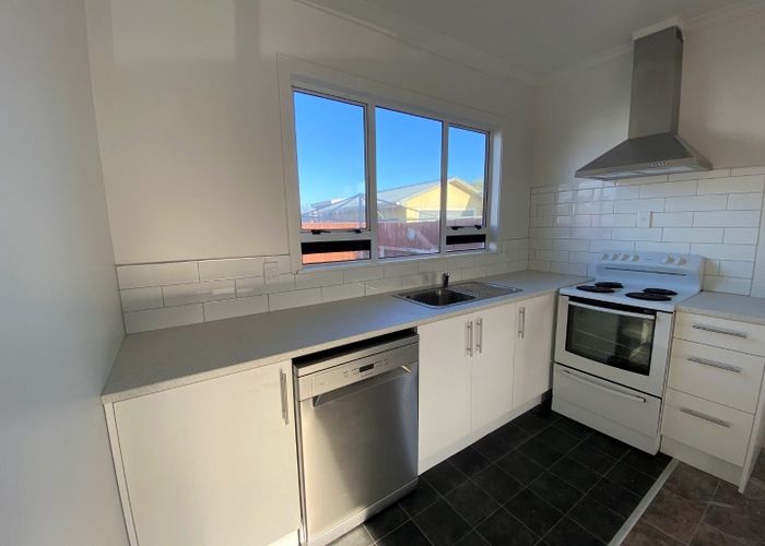 at 8 Taupata Street, Castlecliff, Whanganui, Manawatu / Whanganui